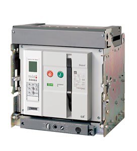 DISJUNTOR ABERTO (AIR CIRCUIT BREAKER)